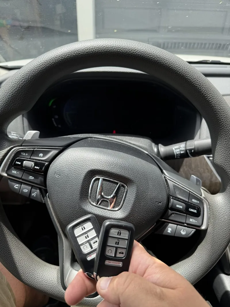 Marco's Locksmith Honda smart key programming