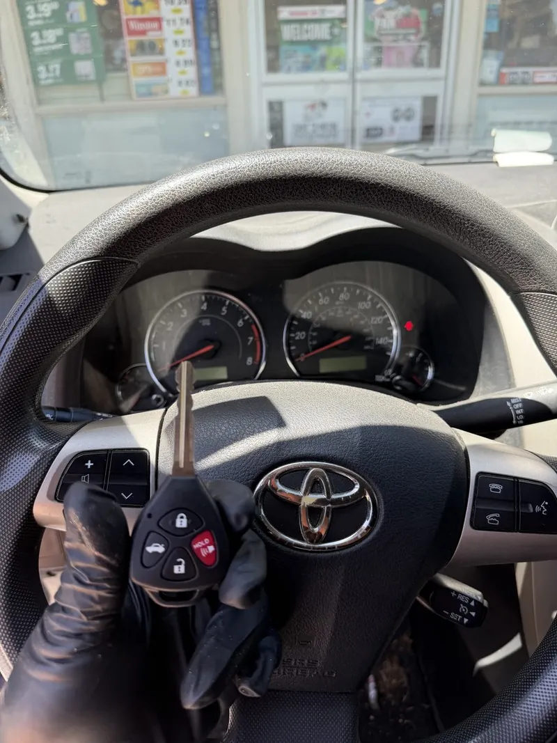 Marco's Locksmith Toyota key replacement
